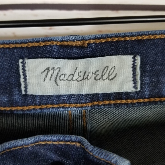Madewell | 9" High Rise Skinny Jeans in Larkspur Wash - Picture 6 of 7